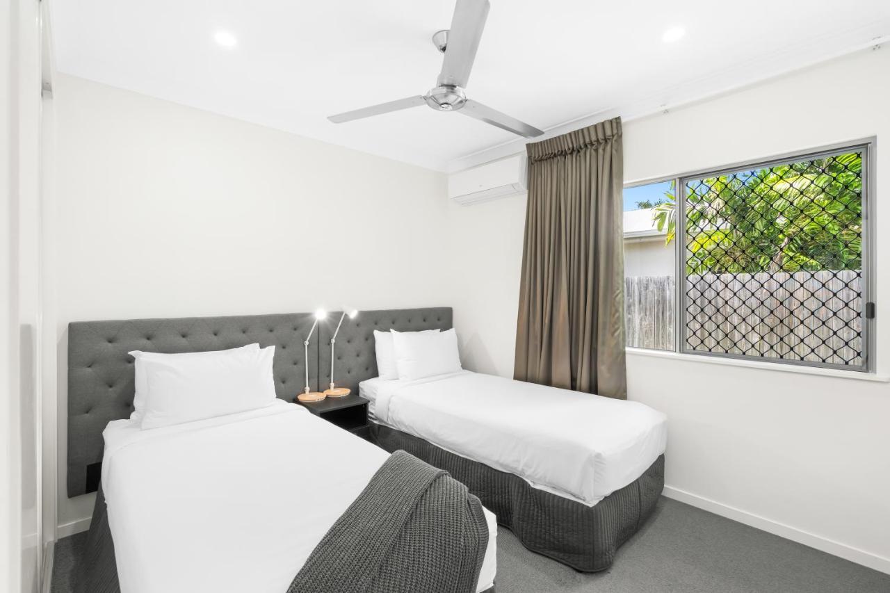 Blue Lagoon Villas Trinity Beach Εξωτερικό φωτογραφία